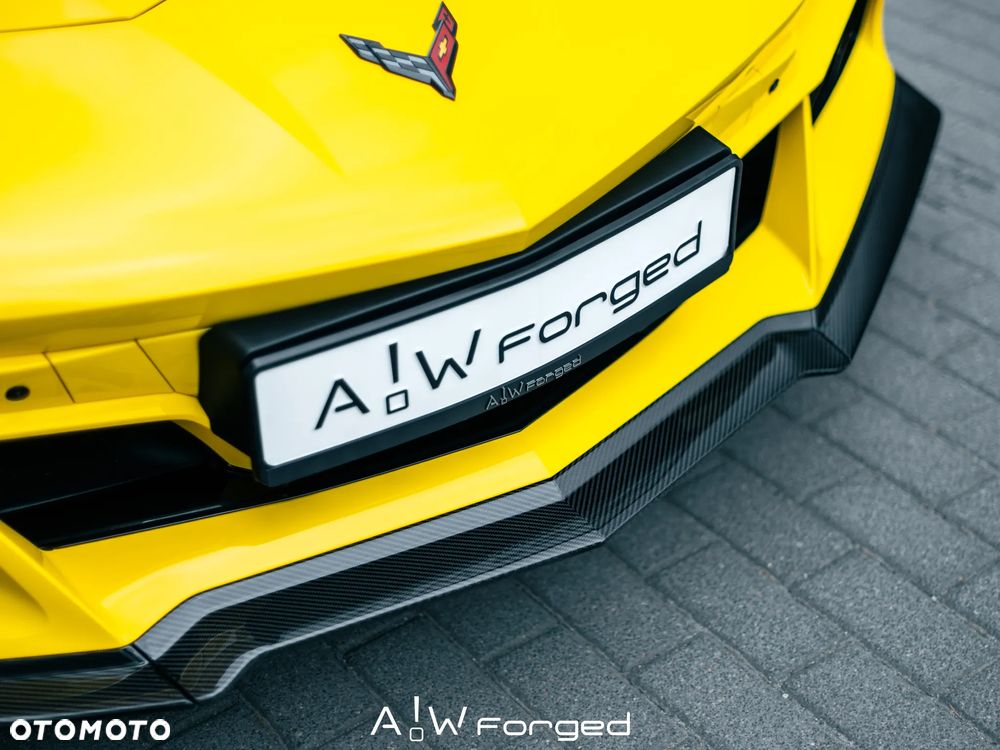 Chevrolet Corvette - 15