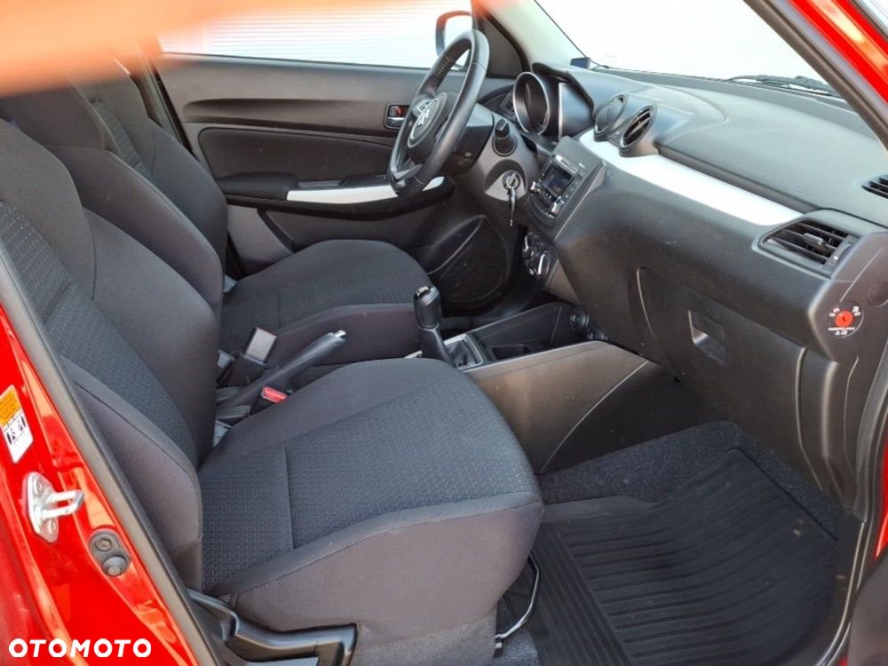 Suzuki Swift 1.2 Premium Plus - 20