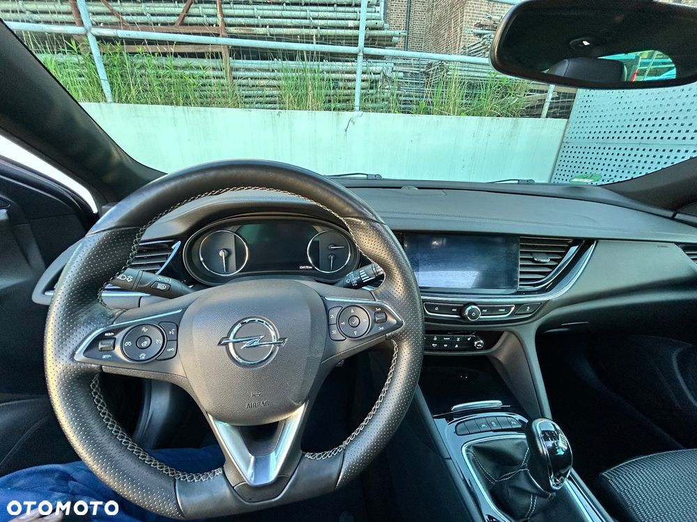 Opel Insignia - 33