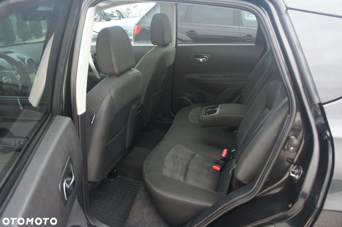 Nissan Qashqai - 17