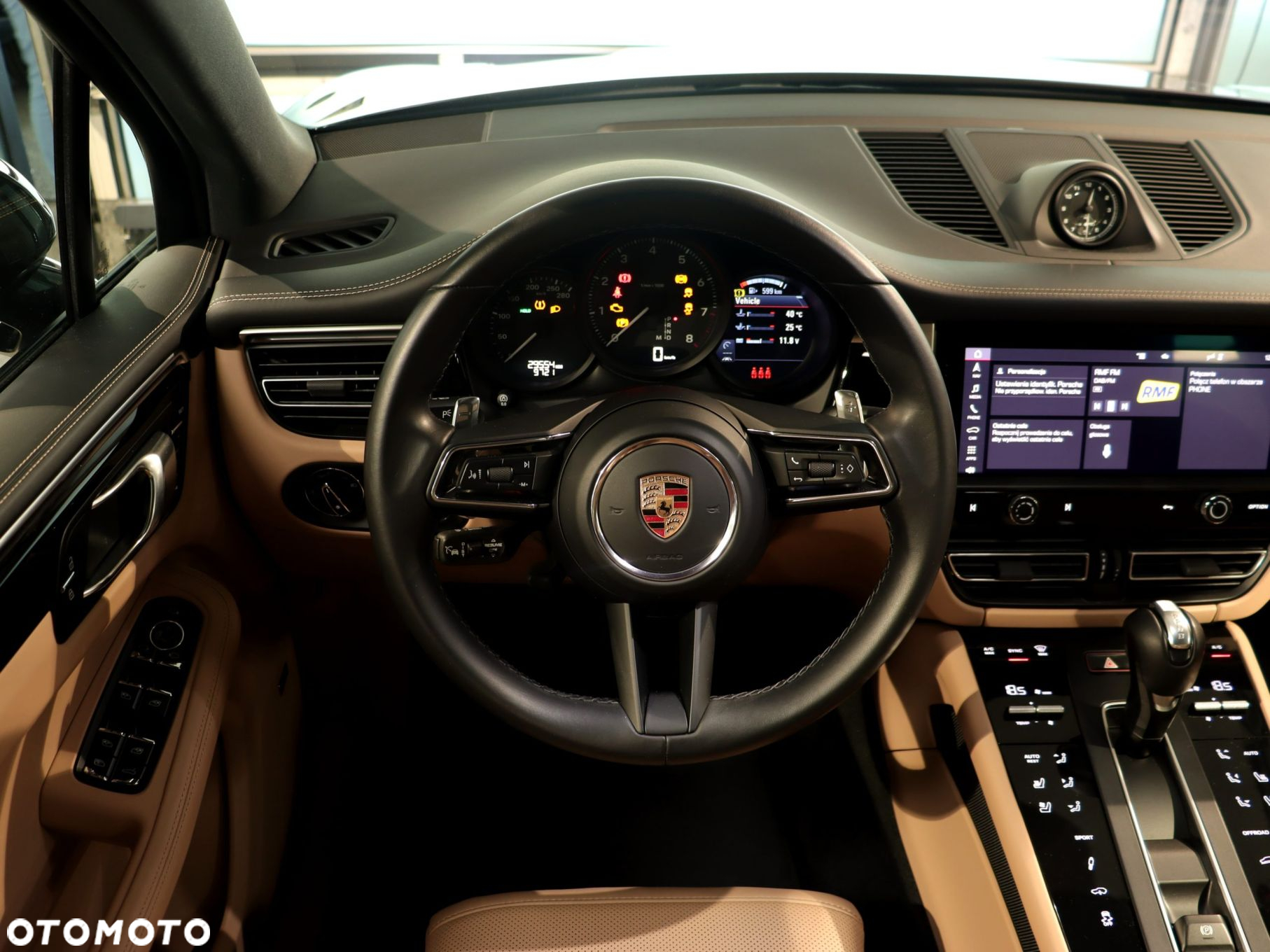 Porsche Macan - 20