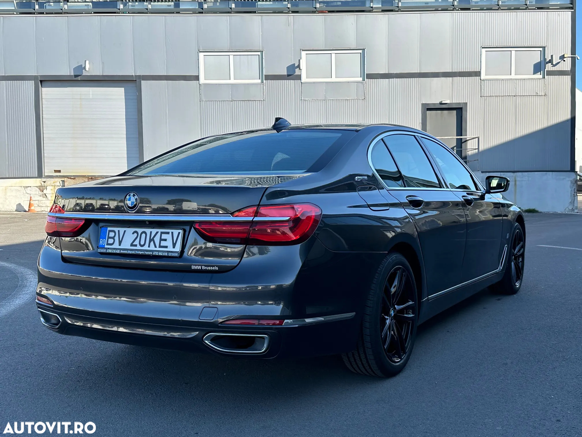 BMW Seria 7 - 10