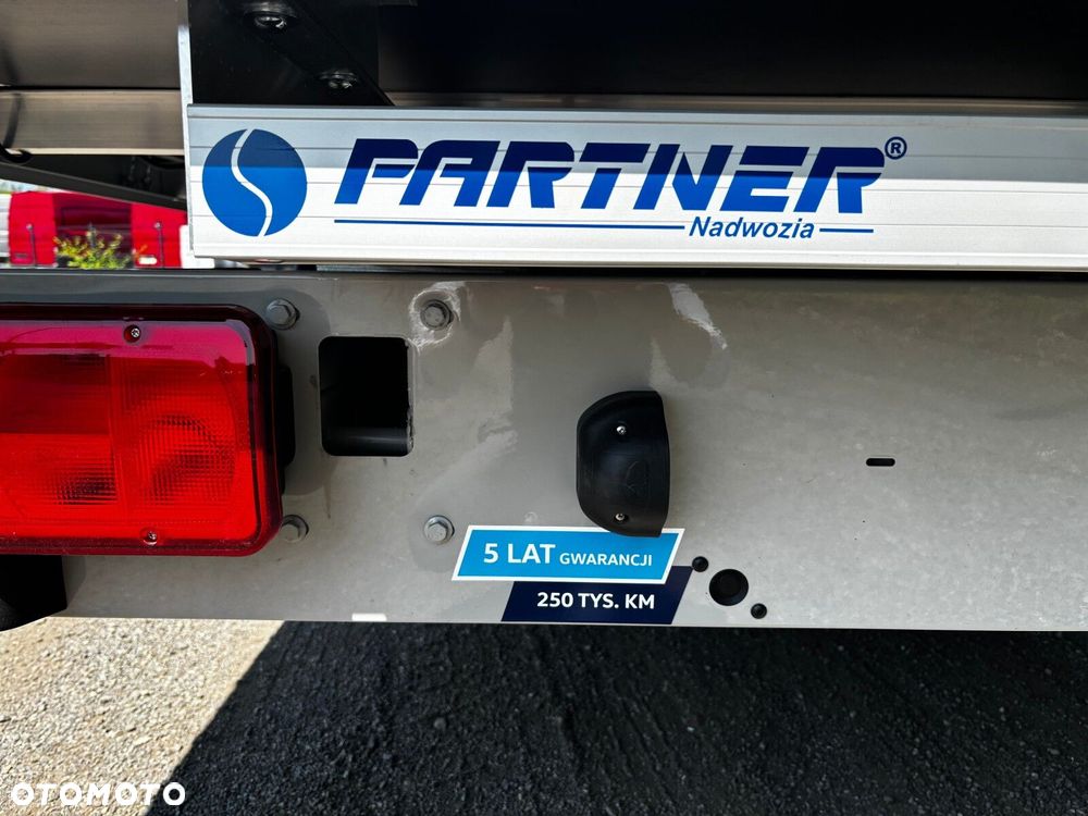 Volkswagen Crafter 35 2.0 TDI L4H2 140 KM DOKA - 15