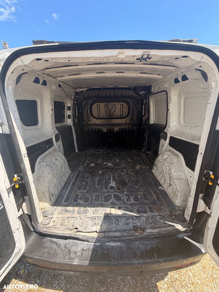 Fiat Doblo - 8