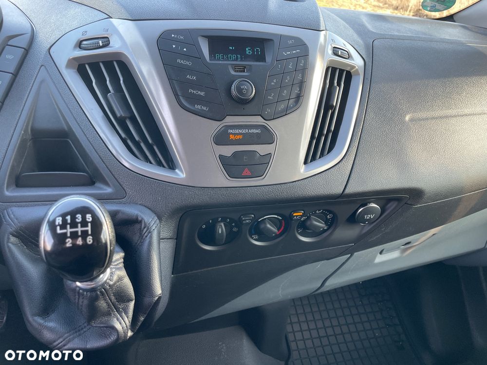 Ford Transit Custom - 13