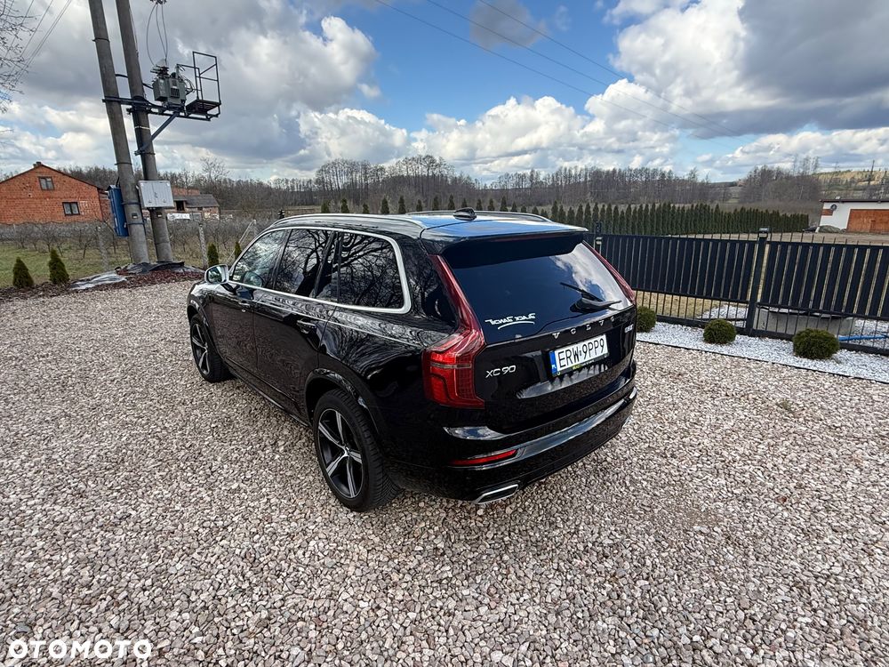 Volvo XC 90 D5 SCR AWD R-Design - 10
