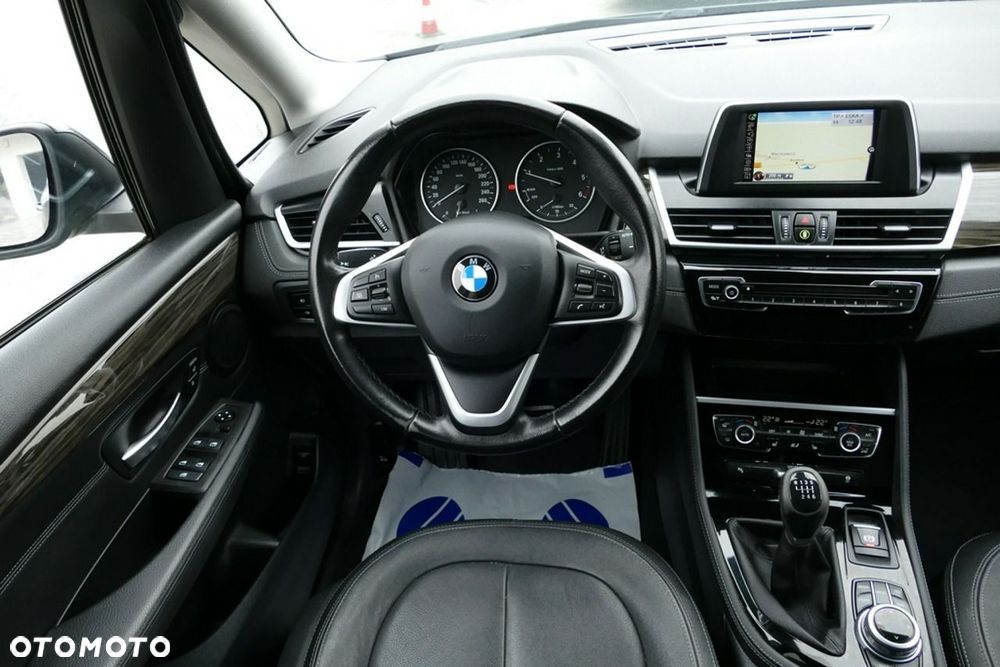 BMW Seria 2 216d Luxury Line - 27