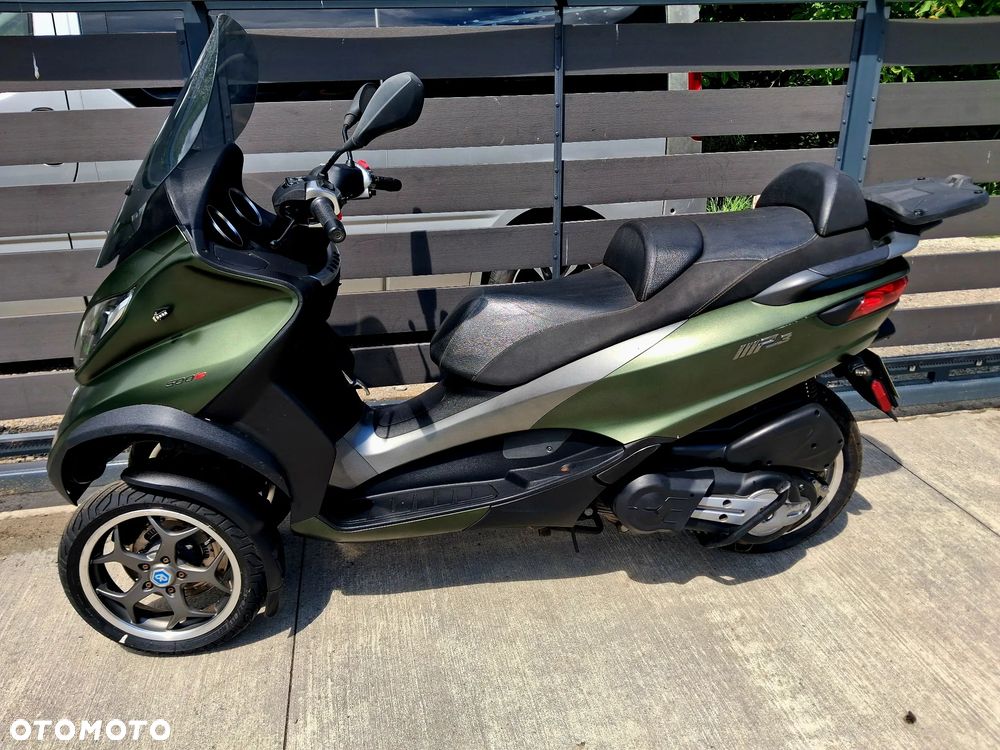 Piaggio MP-3 - 9