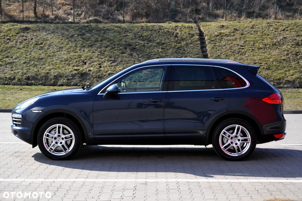 Porsche Cayenne - 26
