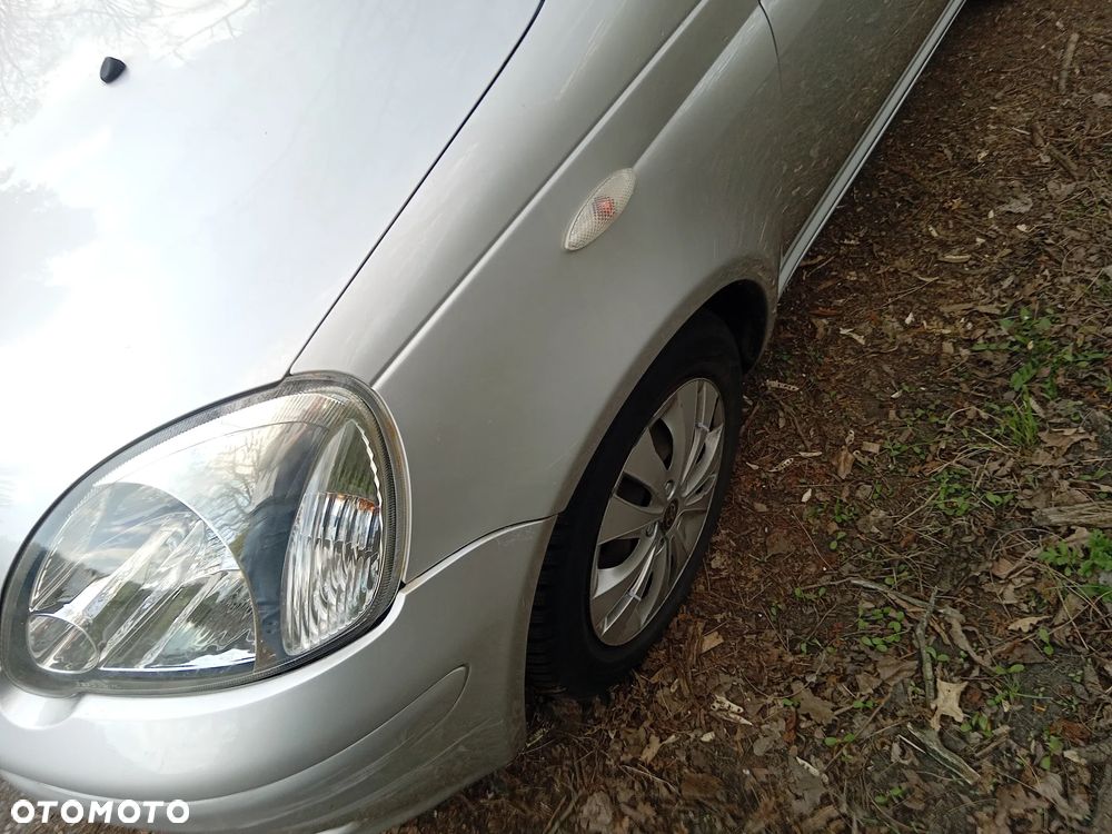 Toyota Yaris 1.3 Terra Plus - 7