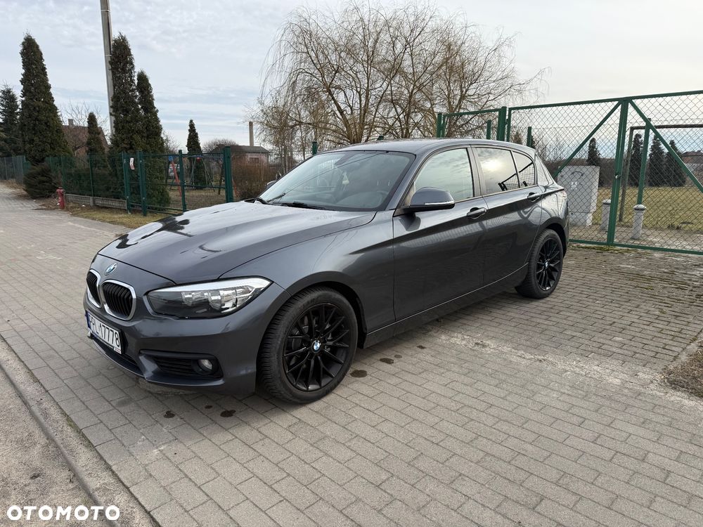 BMW Seria 1 120i - 5