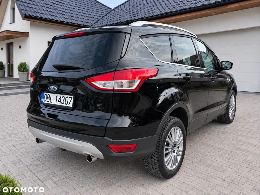 Ford Kuga 2.0 TDCi 2x4 Titanium - 6