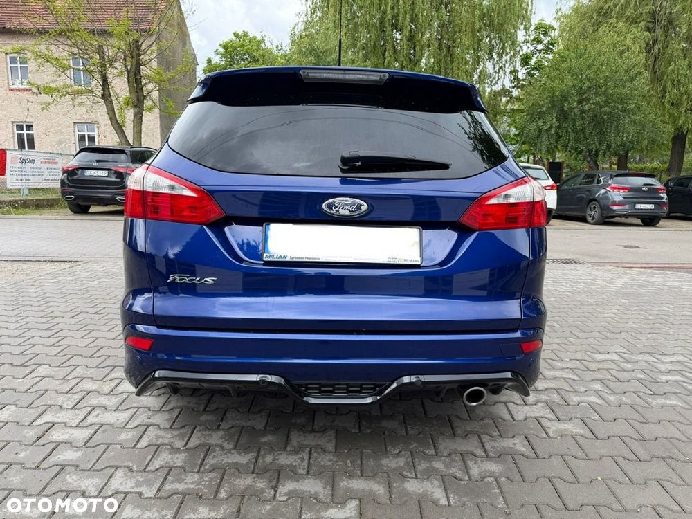 Ford Focus - 10