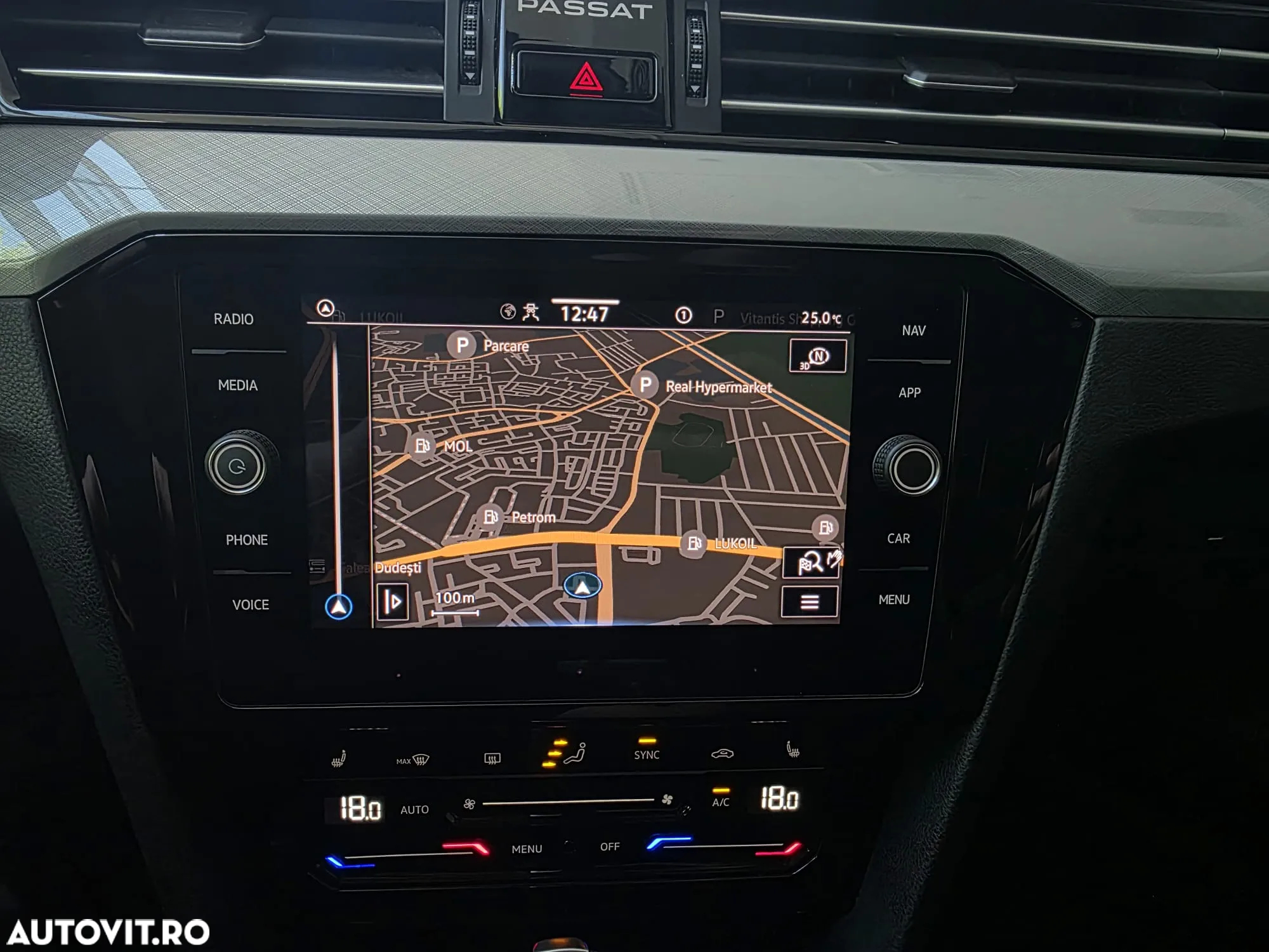 Volkswagen Passat Variant 2.0 TDI DSG R Executive - 18