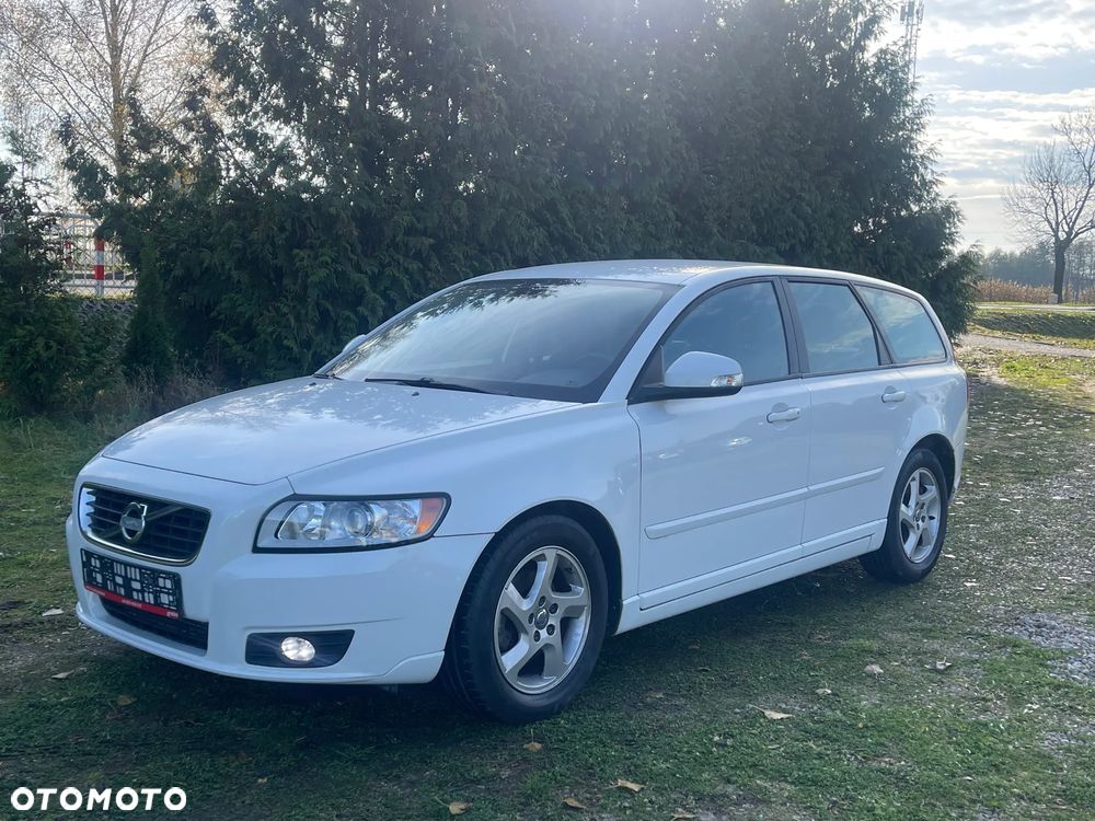 Volvo V50 D2 Kinetic - 13