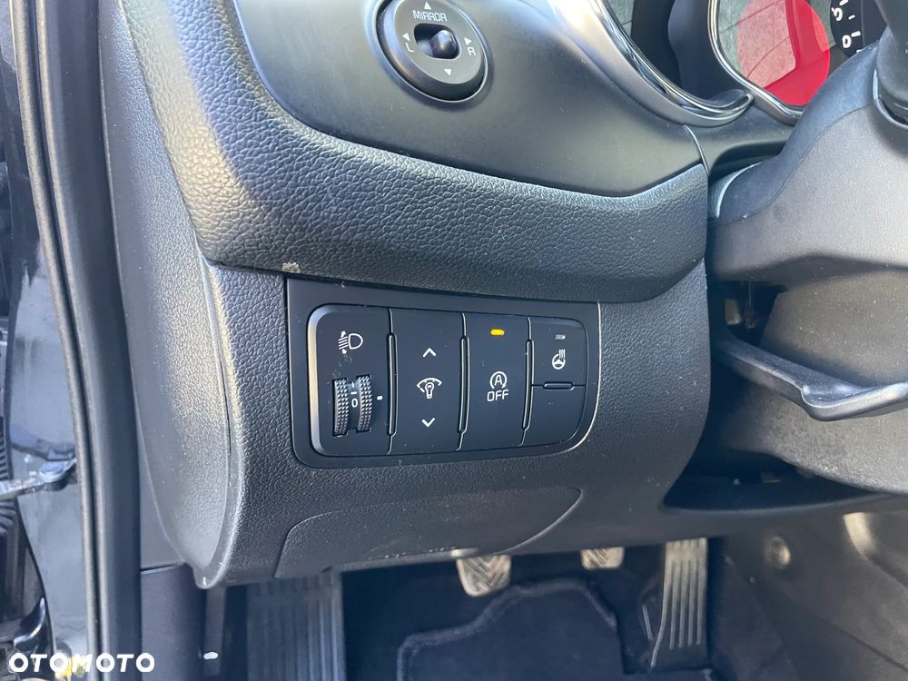 Kia Ceed 1.6 CRDi 128 ISG SW Platinum Edition - 13