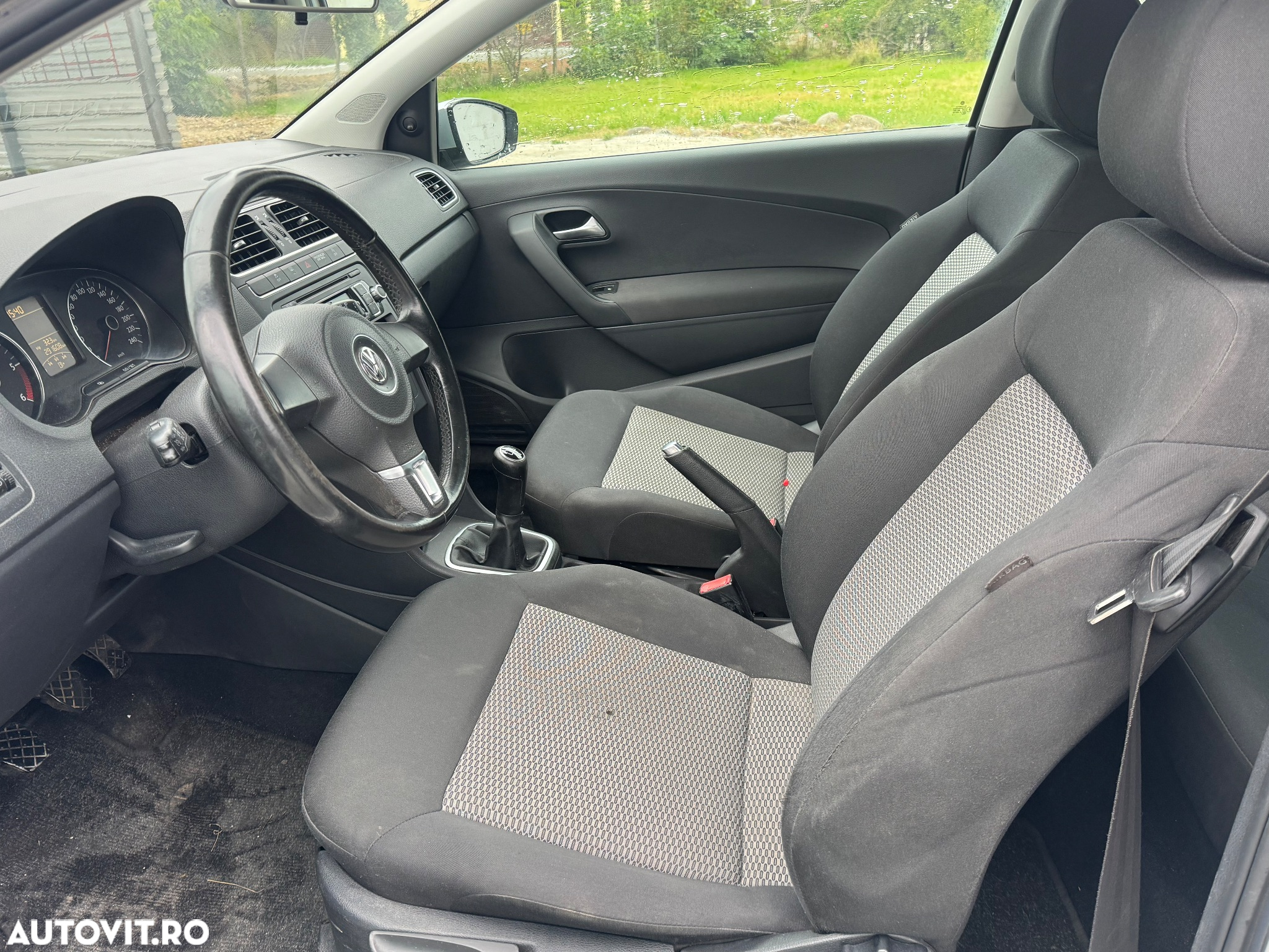 Volkswagen Polo 1.2 TDI Blue Motion - 8