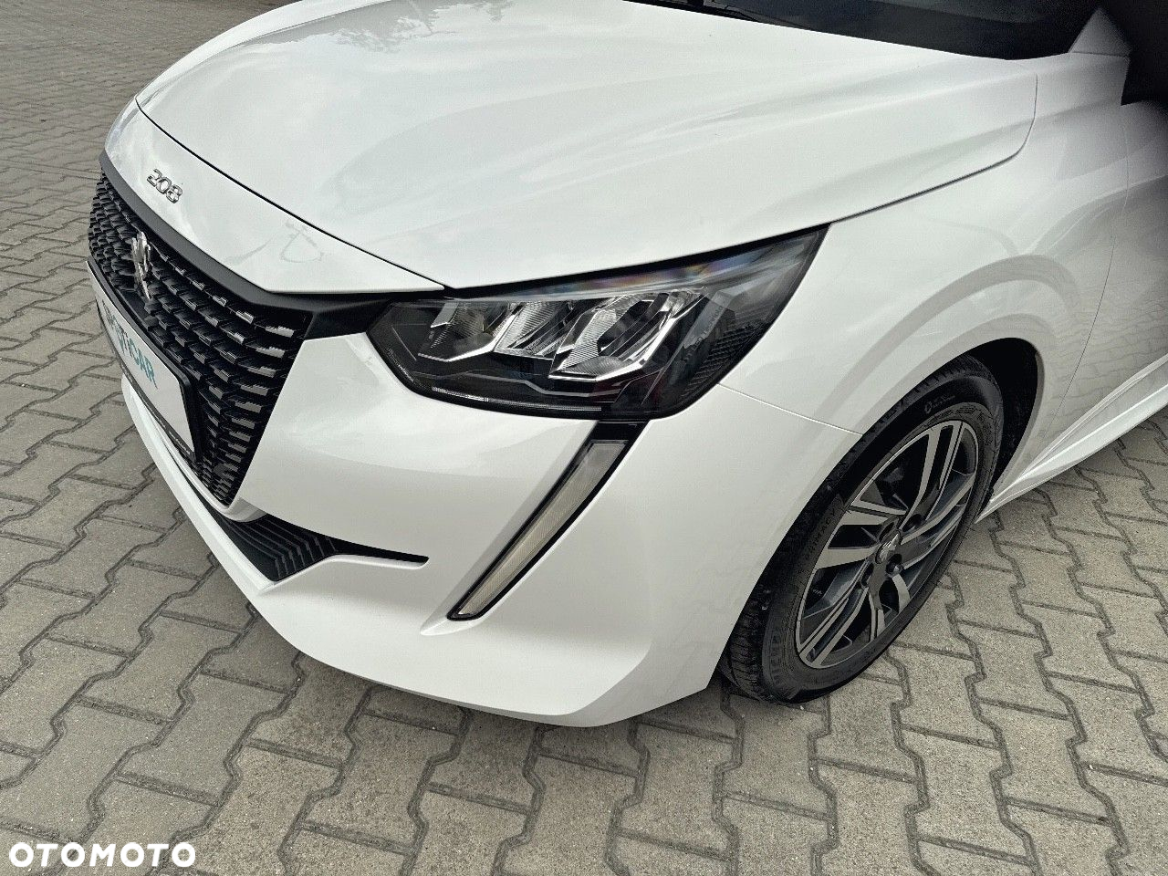 Peugeot 208 1.2 PureTech Allure Pack S&S - 12