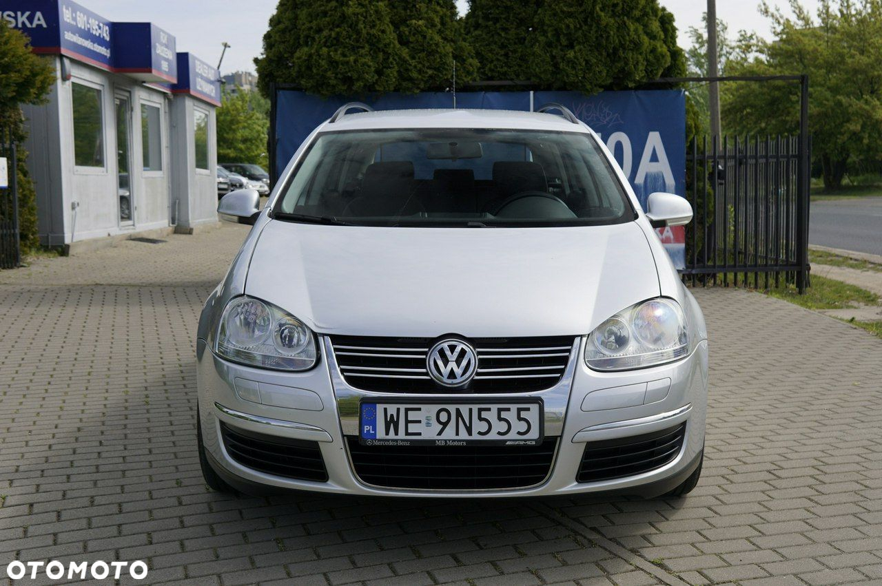 Volkswagen Golf - 2