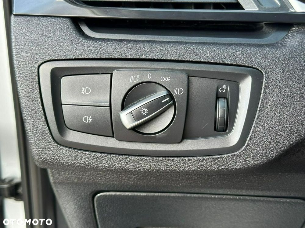 BMW X1 xDrive25i Advantage - 17