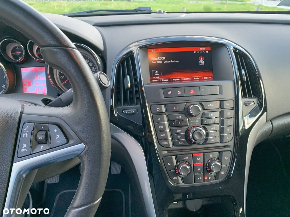 Opel Astra 1.6 CDTI Executive - 9