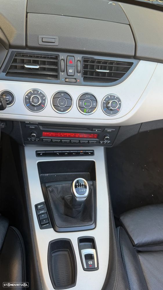 BMW Z4 sDrive18i - 12