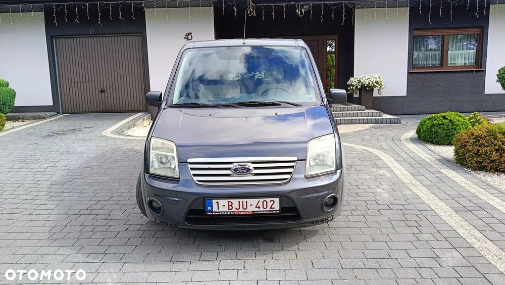 Ford Transit Connect - 9