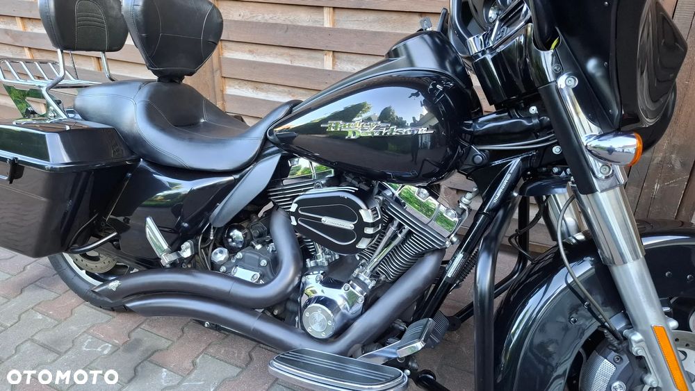 Harley-Davidson Touring Street Glide - 13