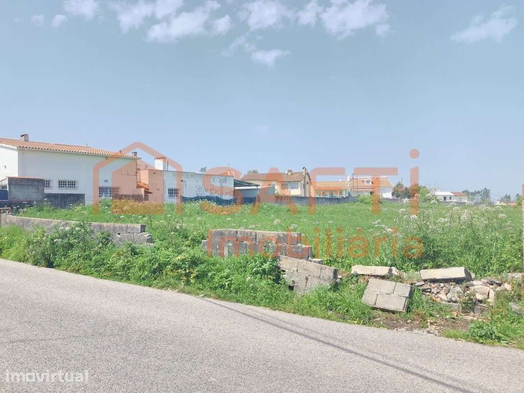 TERRENO CONSTRUÍVEL, com 4.870m2 e 2 frentes de estrada em zona cen... - Grande imagem: 4/13