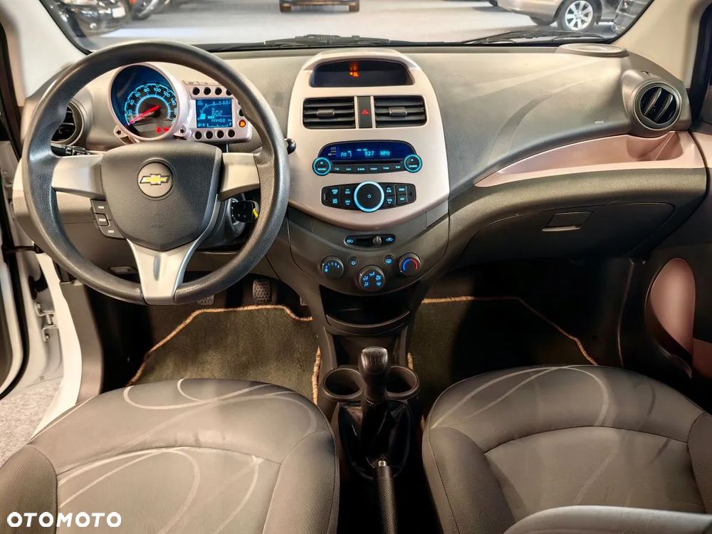 Chevrolet Spark 1.2 LTZ - 9