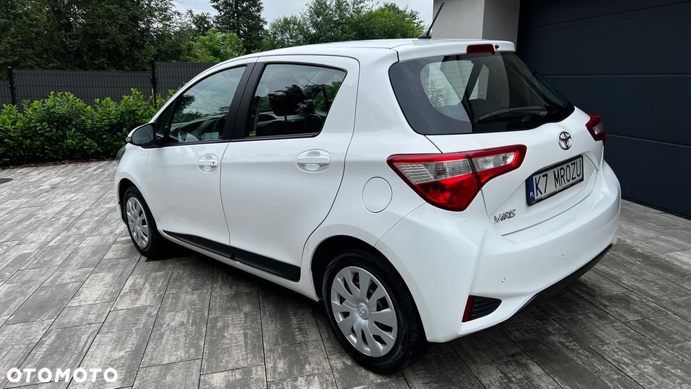 Toyota Yaris 1.5 Active - 9