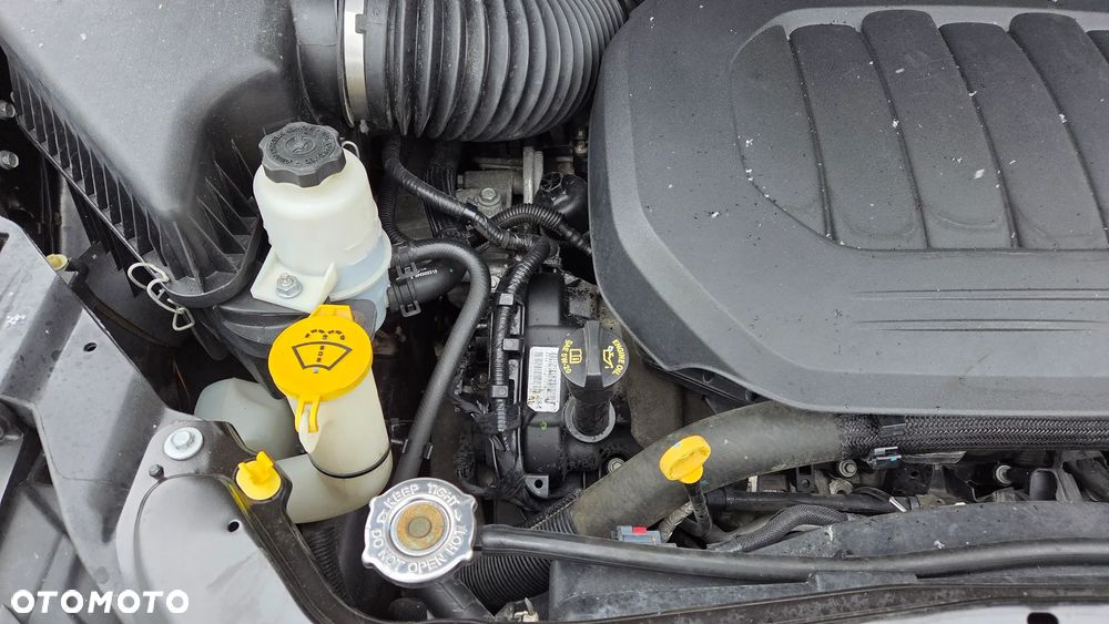 Dodge Grand Caravan 3.6 R/T - 10