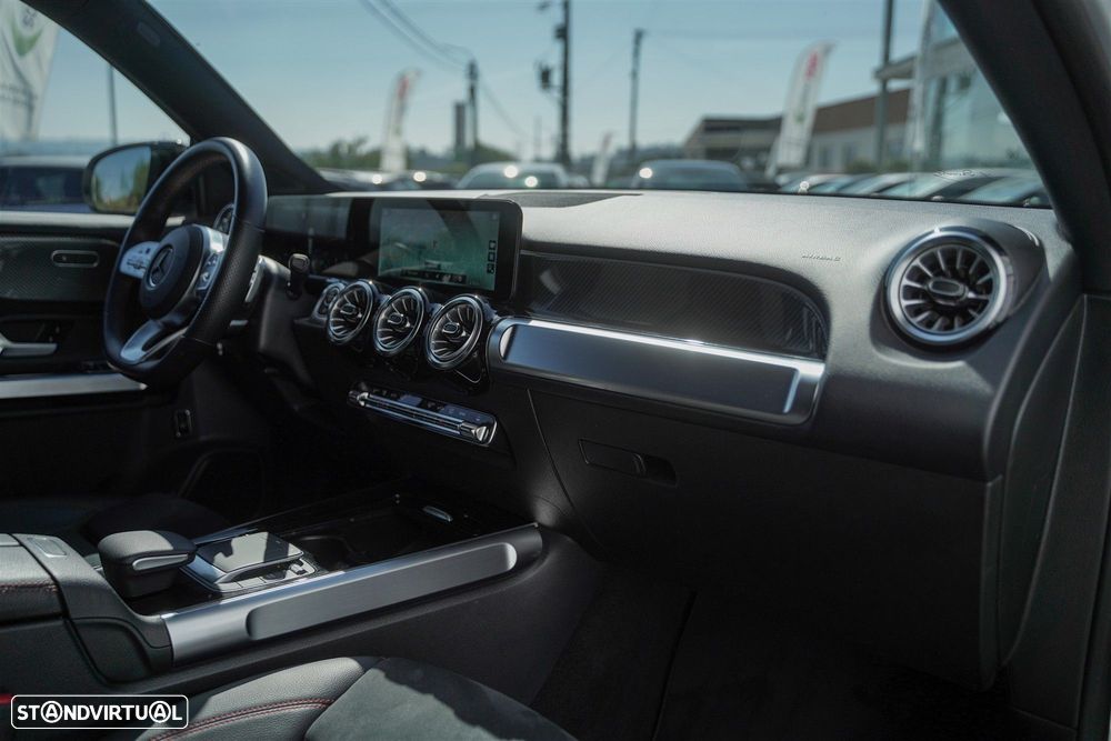 Mercedes-Benz GLB 180 d AMG Line - 41