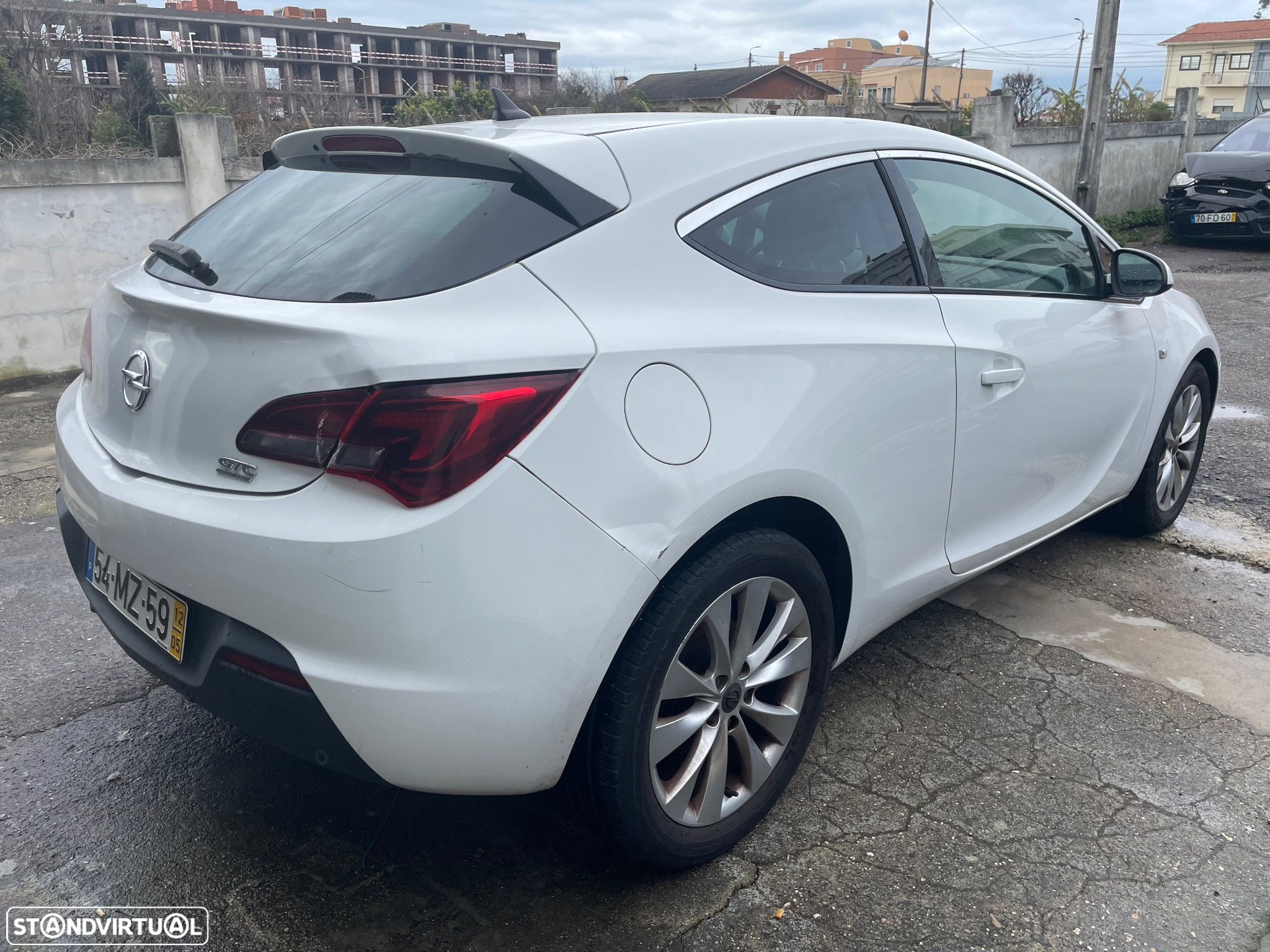 Opel Astra GTC - 4