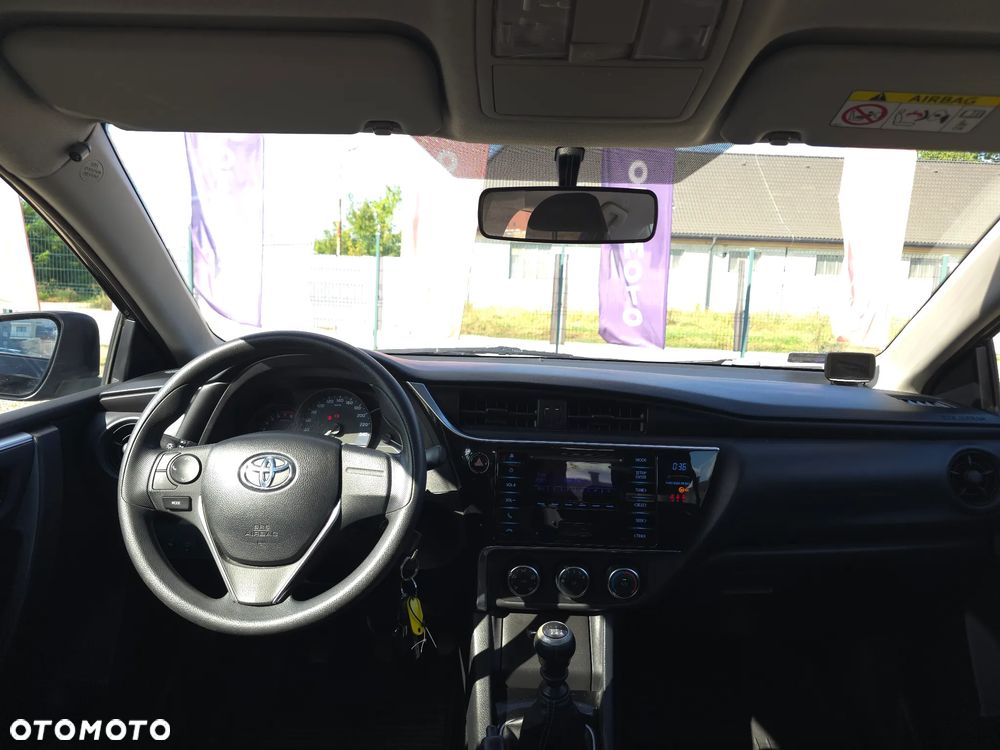 Toyota Corolla 1.6 Active - 30