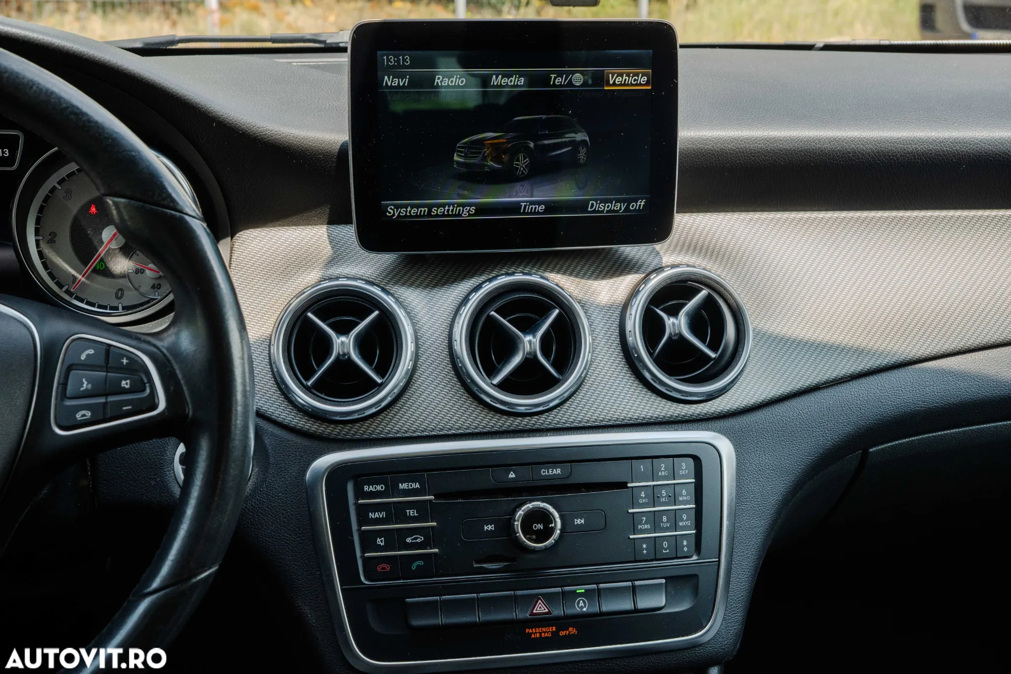 Mercedes-Benz GLA 180 d - 16
