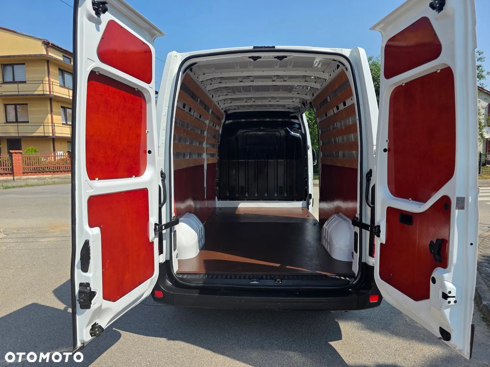 Renault Master - 24
