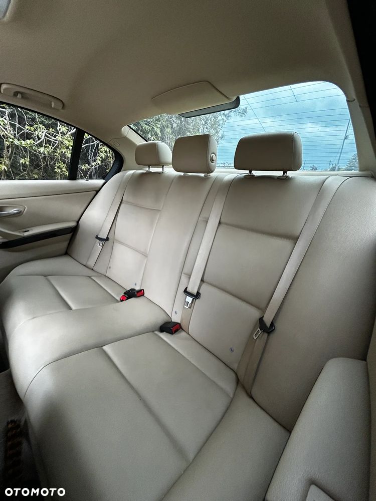 BMW Seria 3 - 11