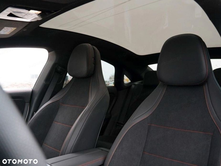 Mercedes-Benz CLA 200 mHEV 8G-DCT - 8