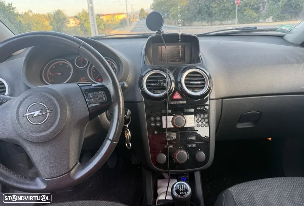 Opel Corsa - 4