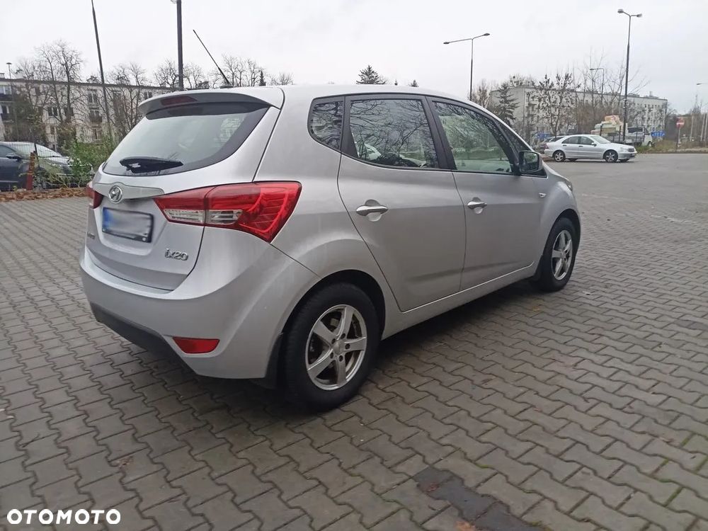 Hyundai ix20 1.4 Classic + - 6