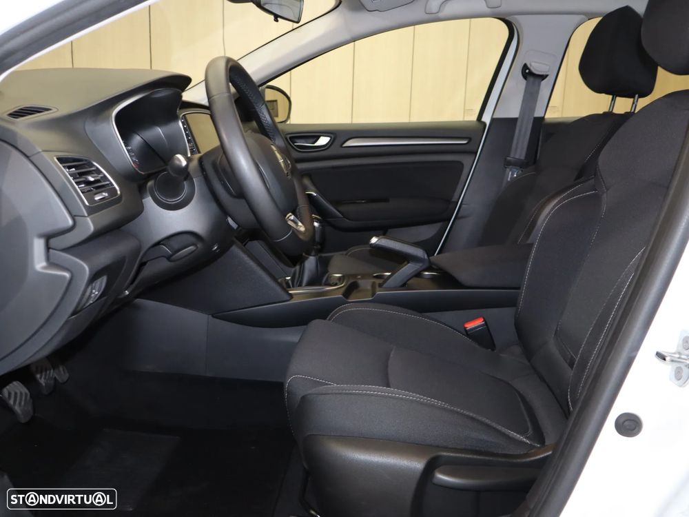Renault Mégane 1.5 Blue dCi Equilibre - 17