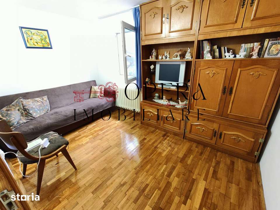 Casa individuala, de vanzare, zona Moara de Vant - Imagine principală: 2/13