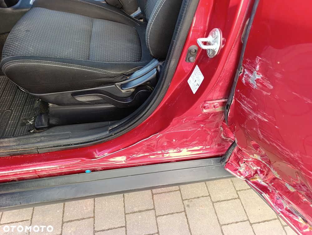 Mitsubishi Outlander 2.0 Instyle Navi CVT - 12