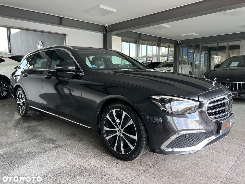 Mercedes-Benz Klasa E 200 Exclusive - 4