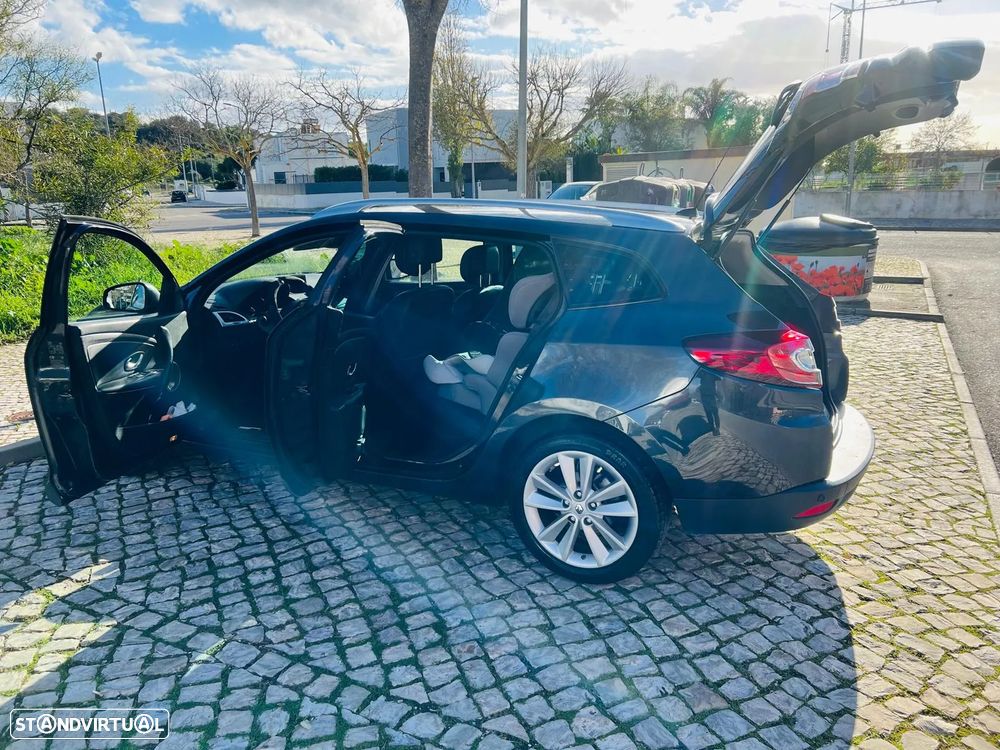 Renault Mégane Sport Tourer - 7