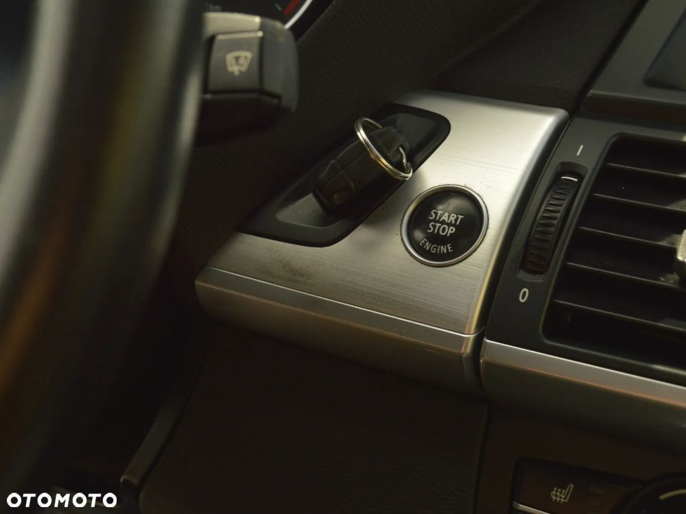 BMW X5 xDrive30d - 7