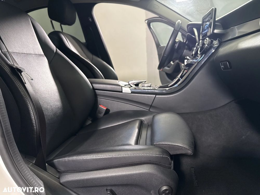Mercedes-Benz C 220 d 9G-TRONIC - 12