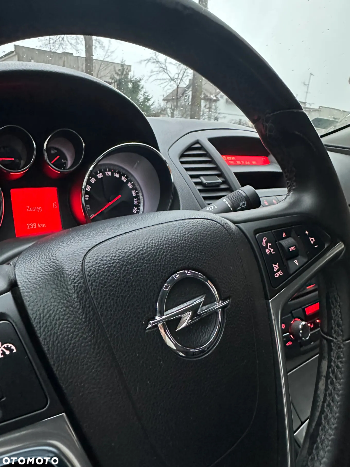 Opel Insignia - 10