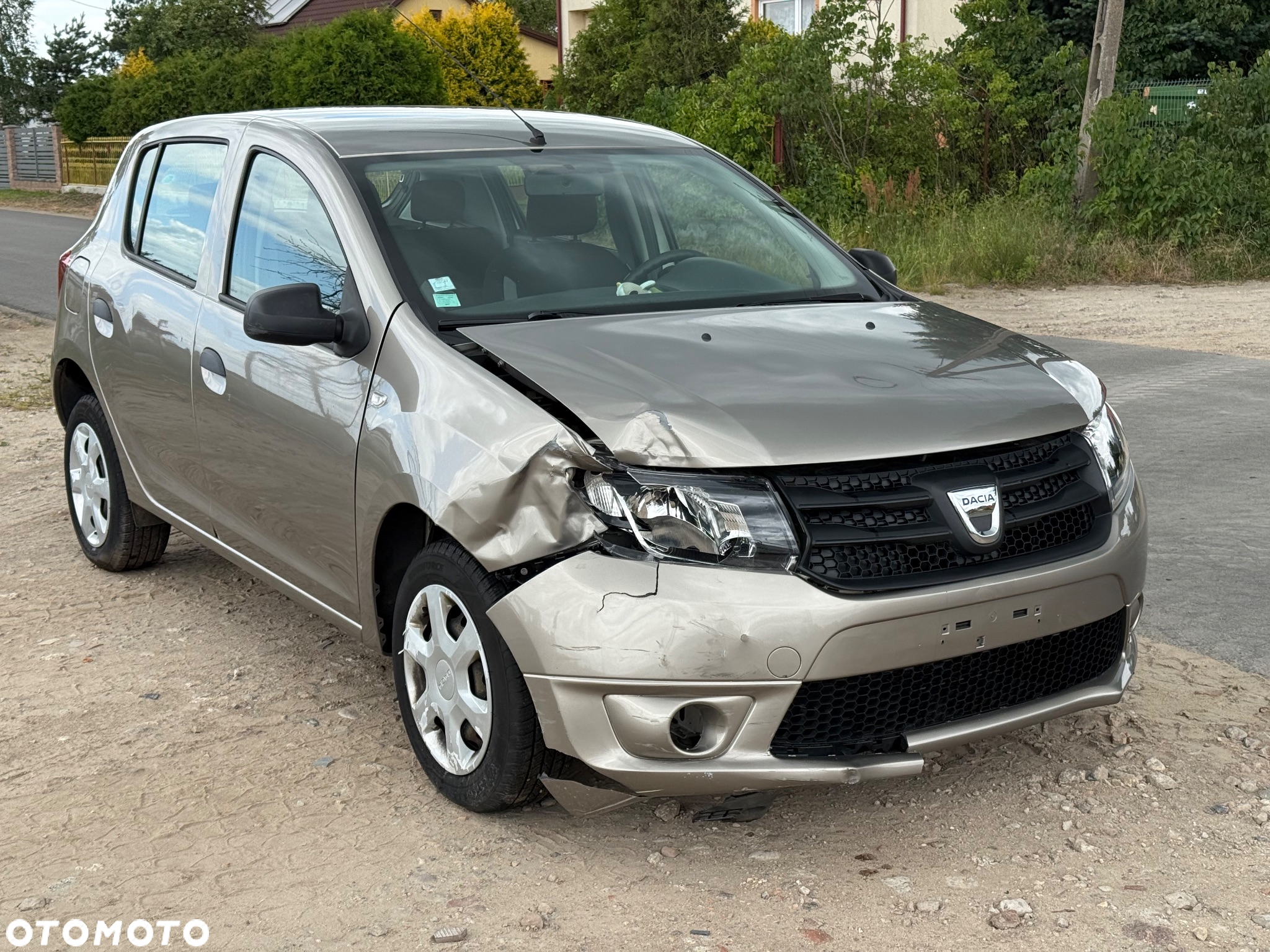 Dacia Sandero 1.2 16V 75 Laureate - 3